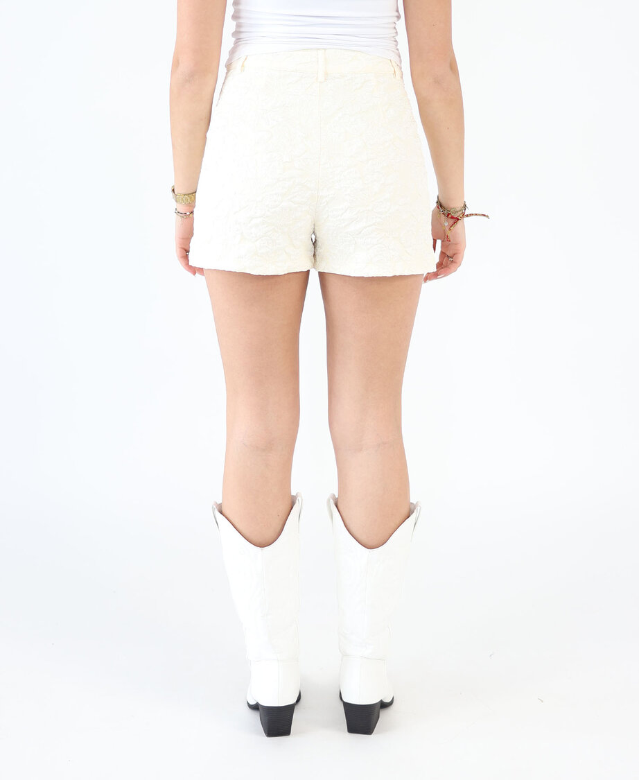 Jacquard Short Cr&egrave;me