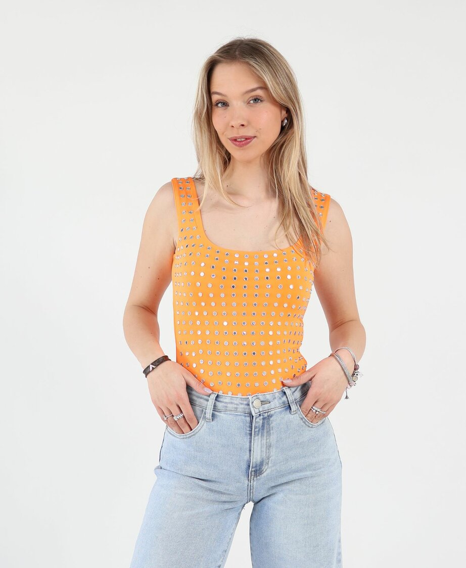 Studs Body Orange