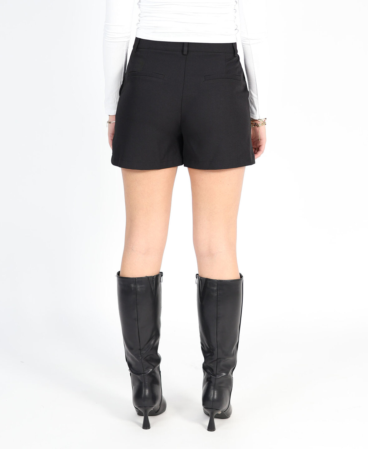 Basic Short Black