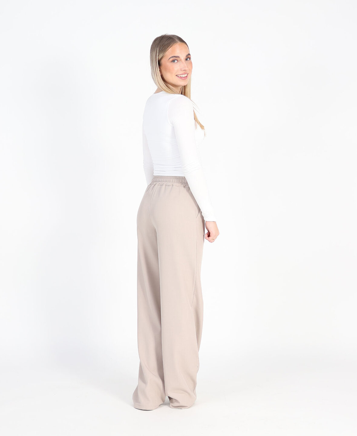 Pressfold Pants Taupe (TALL)