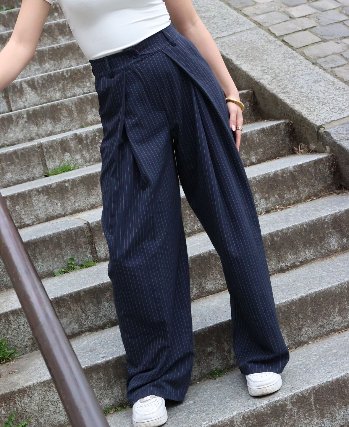 Barrel Pantalon Navy Blue (REGULAR)
