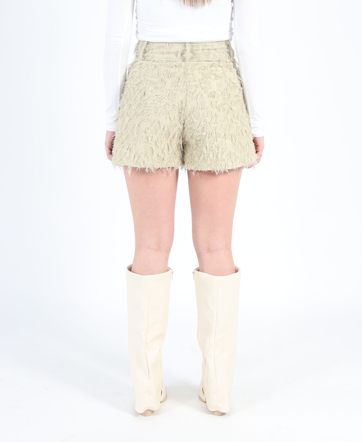 Feather Boucl&eacute; Short Pistache