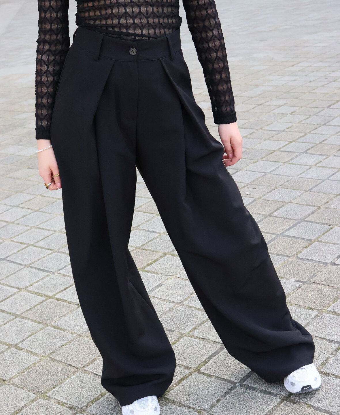 Barrel Pantalon Black (REGULAR)
