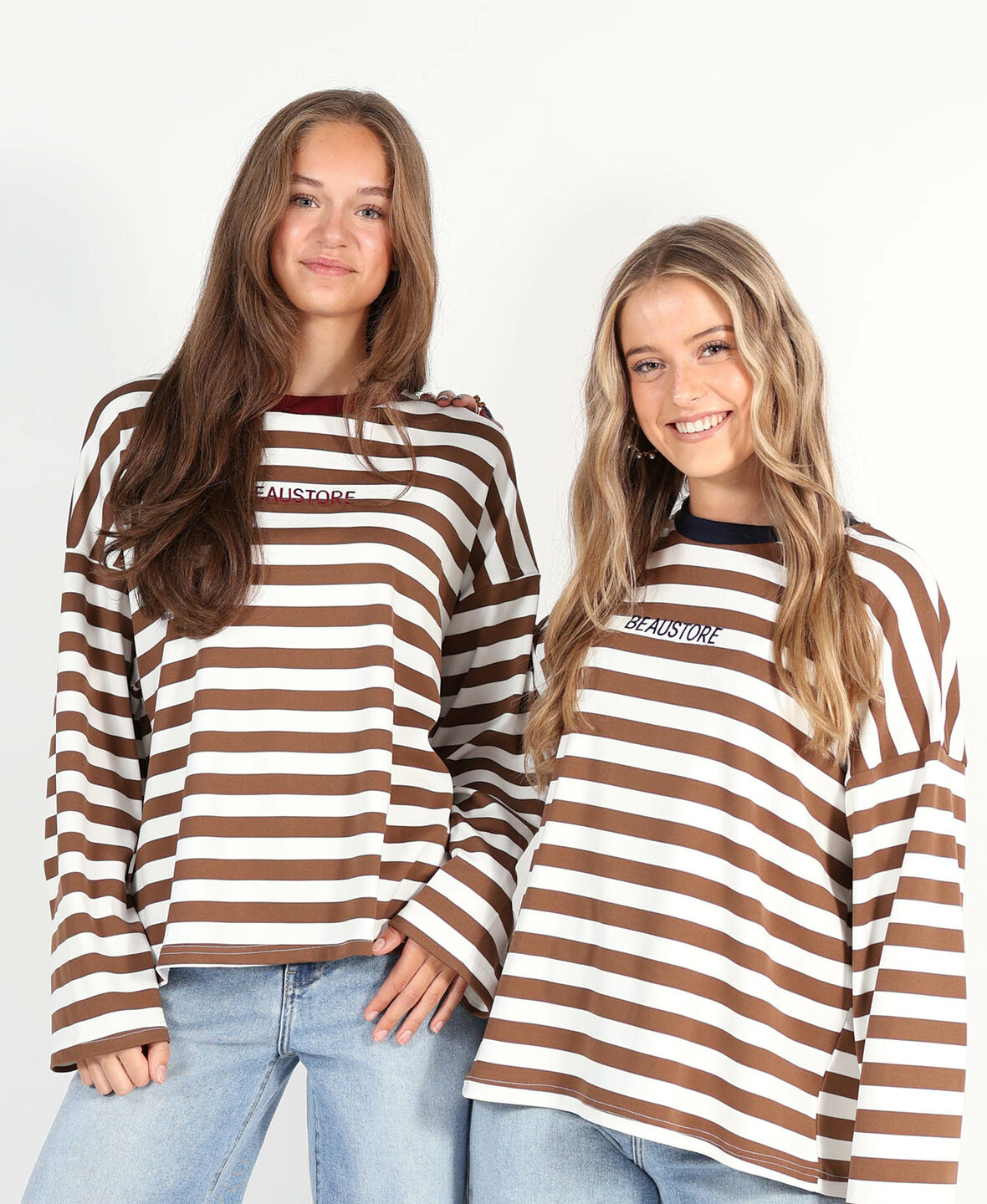 Embroidery Striped Longsleeve Navy Blue
