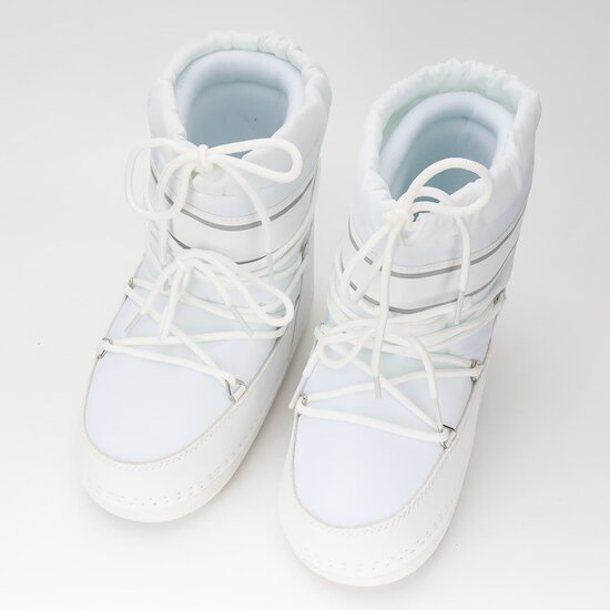 Snowboots White