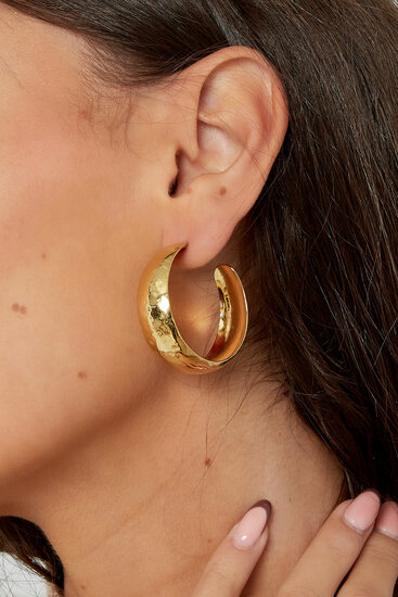 Hoop Structure Earrings Gold